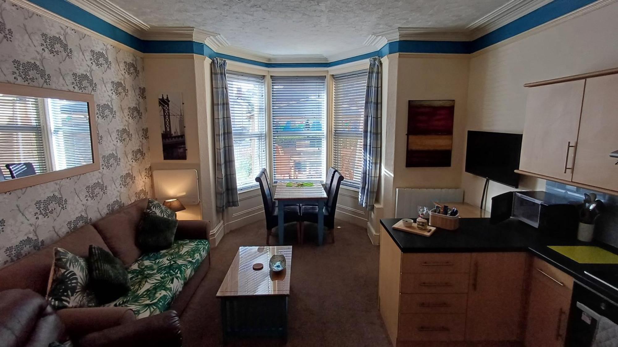 Morwenna Luxury Holiday Apartments Llandudno Exterior foto